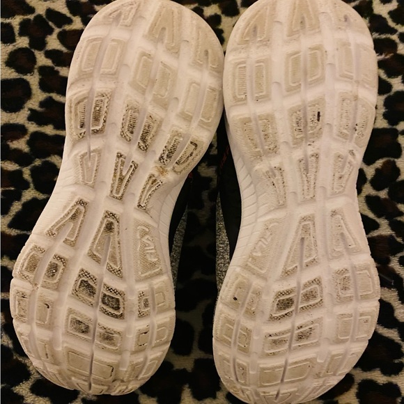 Fila Shoes - Picture 5 of 5